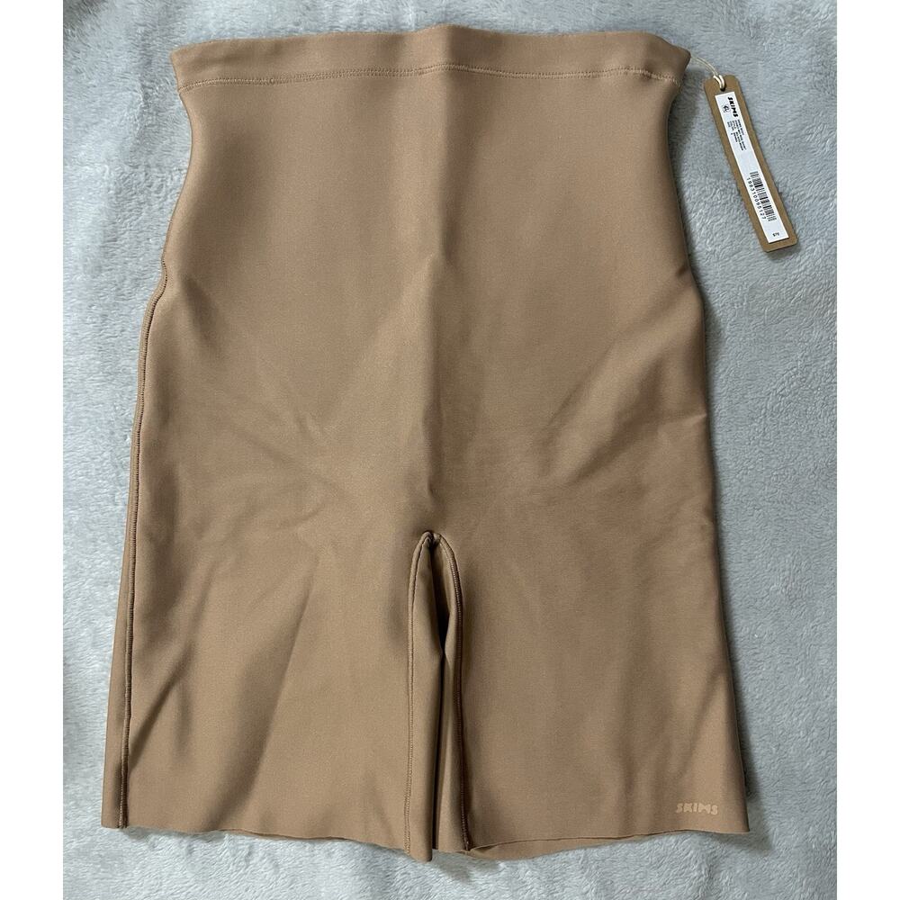 Skims Body Zoned Mid Rise Short Size Small Sienna BO-SHO-8038W Extra Firm Hold